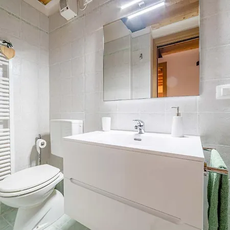 Charming Civetta Apartment