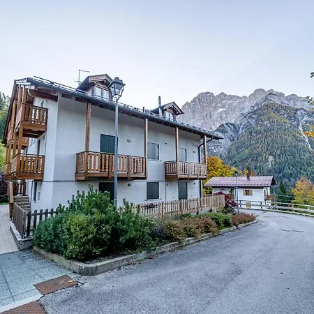 Apartment Charming Civetta Alleghe